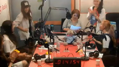 Arirang Radio Kopoin' Cut