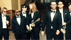 Maroon 5 - Sugar - Maroon 5 Adam Levine Wedding Crasher Mash-Up