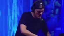 Avicii Live At Tomorrowland 2015