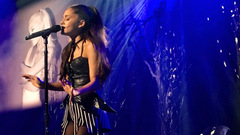 Ariana Grande iHeartRadio Theater LA全场