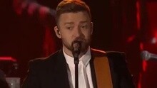 Justin Timberlake & Chris Stapleton Live At CMA 2015