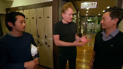 Steven Yeun & Conan Visit A Korean Spa