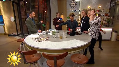 Nyhetsmorgon (TV4)庆祝Olly19生日