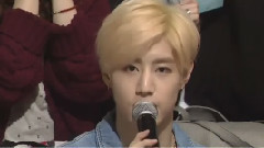 Simply Kpop Mark MC Cut