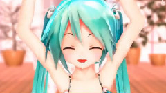 泳装初音,全程露胖次绅士们看过来拉