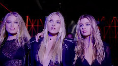 Victoria's Secret Angels Lip Sync The #1 Song Of Summer