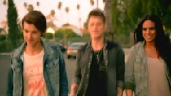 Hot Chelle Rae - Honestly