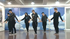 李宇春PK男团EXO跳起<小苹果> 舞蹈版