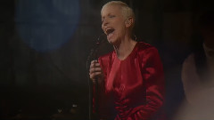 Annie Lennox - September In The Rain