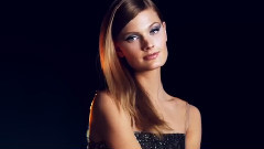 The Metallics Pure Color With Constance Jablonski