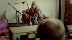 Ashley Monroe - Weed Instead Of Roses [Nashville Time Machine Session]