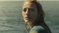 电影<浅滩>片段之Shark Attacks Blake Lively