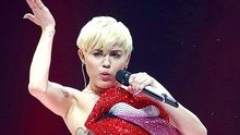 Miley Cyrus - Miley Cyrus: Bangerz Tour