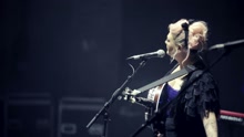 Elle King - On Tour With James Bay (Part 2)