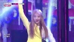 I Think I Love U - Show Champion 现场版 17/01/25