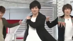 生田斗真在节目中跳前辈的舞