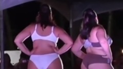 Fashion Weekend Plus Size 2017 Women plus size lingerie sets Walks In Slow Motion Fashion Show