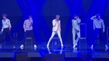 Love is（live）