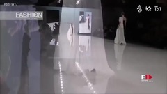 ISABEL SANCHIS Barcelona Bridal Fashion Week 2017