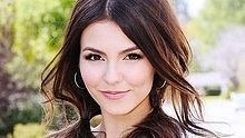 Victoria Justice - Gold