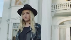 ZZ Ward - Help Me Mama