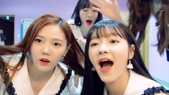 OH MY GIRL - Real World