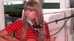 Taylor Swift - 泰勒·斯威夫特 三部曲- Acoustic Performances from RED Album