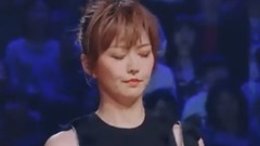 孙燕姿与歌迷1V3合唱《神奇》