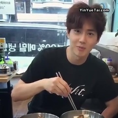 Suho INS更新视频一则 17/08/01