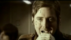 Kaiser Chiefs - Everything Is Average Nowadays