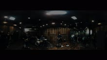 Private Revolution (2 Meter Sessie Live In 360°)