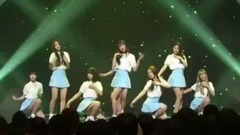 OH MY GIRL - 一步两步(Step By Step)