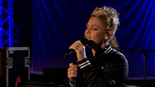 P!nk Live In Lounge2017