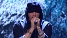 Eminem & Skylar Grey - Walk On Water