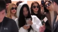 [FANCAM] T-ARA at Penang departing to KLIA 17/11/25