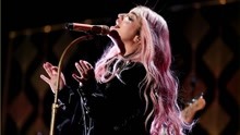 Kesha Jingle Ball 2017