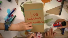 Los Abrazos Que Quedan (Lyric Video)