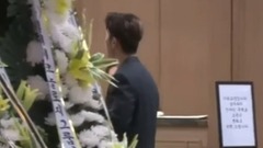 SHINee金钟铉去世 生前好友同僚艺人前往灵堂吊唁 东海