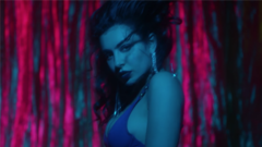 Charli XCX - 洗茶Charli XCX最新LOVE拍摄短片!