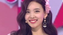 twice - TWICE - What is Love - SBS人气歌谣 现场版 18/04/22