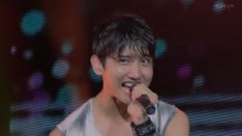 东方神起 - Rock with U - 2013演唱会