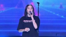 Noah Cyrus - Noah Cyrus - All Falls Down (WE Day Seattle现场版)