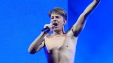 Charlie Puth - Boy - 2018 Voicenotes Tour