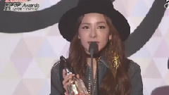 GAON CHART AWARDS 2NE1获奖 Dara Cut