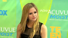 Avril Lavigne - Avril Lavigne Bedridden For 5 Months With Lyme Disease