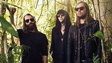 Band Of Skulls - Fires