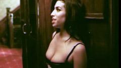 Amy Winehouse - In My Bed