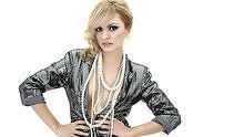 Alexandra Stan - Get Back Remix版