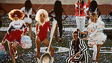 Robin Thicke ft 2Chainz - Give It 2 U