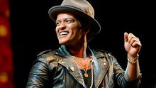 布鲁诺·马尔斯 - Bruno Mars Live At Radio 1s Big Weekend 2013